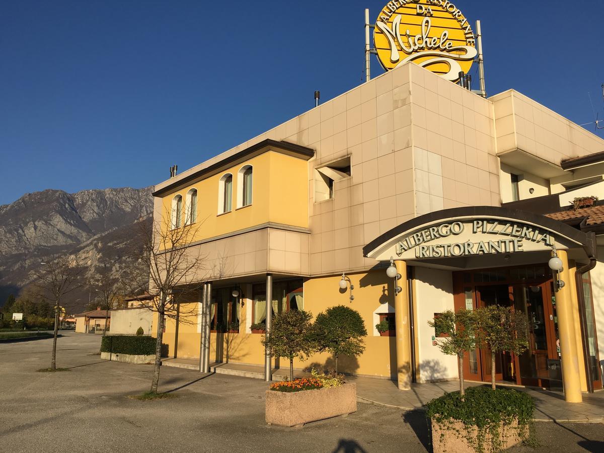 Albergo Ristorante Pizzeria Da Michele เวนโซเน ภายนอก รูปภาพ