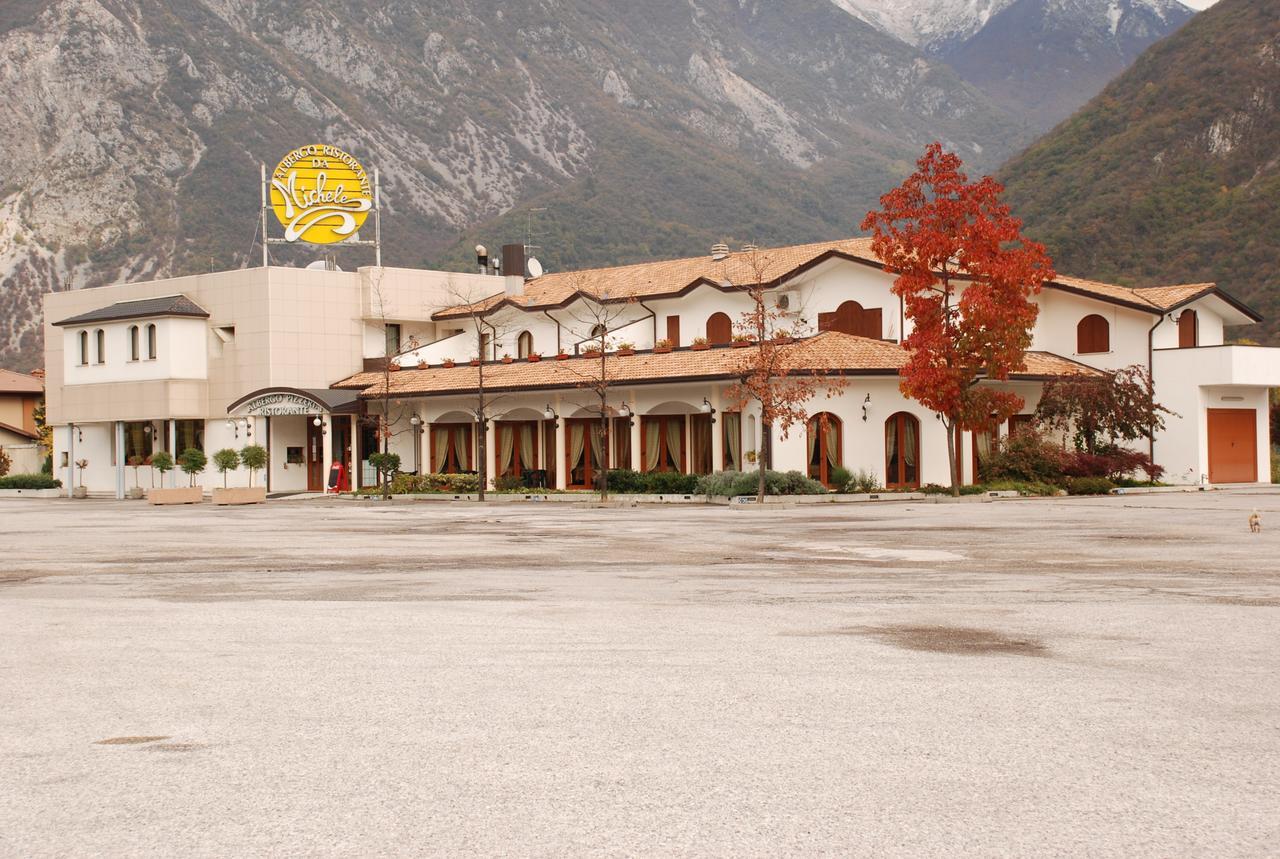 Albergo Ristorante Pizzeria Da Michele เวนโซเน ภายนอก รูปภาพ